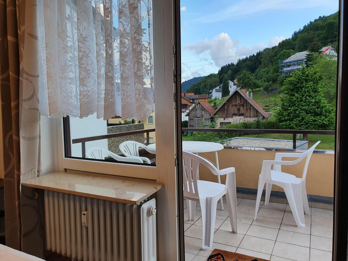 Ferienwohnung Wildbad Sued Bad Wildbad Exteriör bild